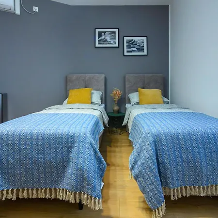 Vera With Sea View And Old Town View Apartament Zadar