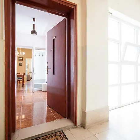 Apartament Vera With Sea View And Old Town View