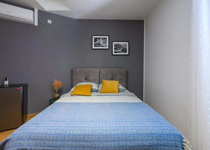 Apartament Vera With Sea View And Old Town View *