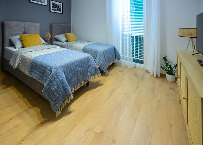 Vera With Sea View And Old Town View Zadar