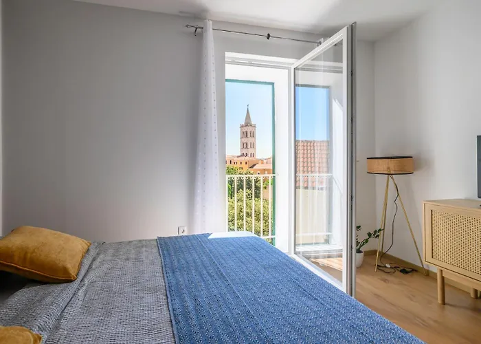 Vera With Sea View And Old Town View * Zadar