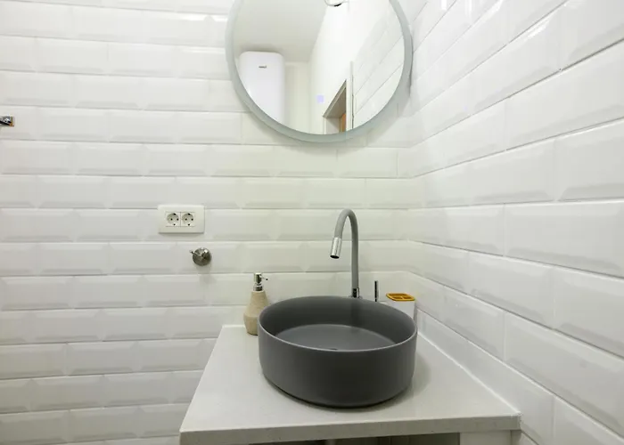 Vera With Sea View And Old Town View