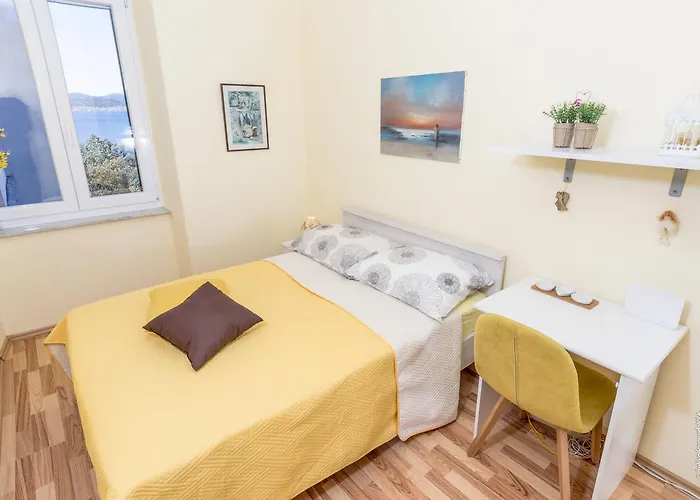 Apartment Vera With Sea View And Old Town View Zadar